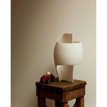 Charger l'image dans la galerie, Lampe B