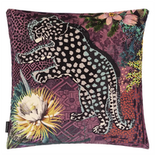Charger l'image dans la galerie, Coussin PANTERA MULTICOLORE
