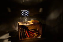 Charger l'image dans la galerie, Lampe ganymède gun metal