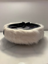 Charger l'image dans la galerie, Bougie "Bowl" Lapin