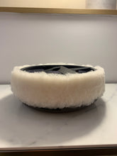 Charger l'image dans la galerie, Bougie "Bowl" Mouton